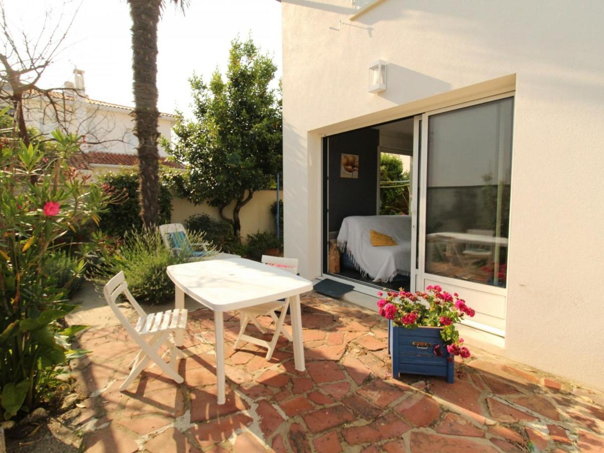 Royan, 2 Pièces, 4 Personnes - Fr-1-494-102 Appartement